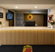 Super 8 by Wyndham Warrenton hotel detail image 3