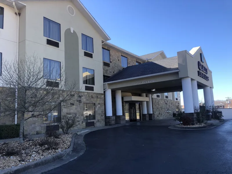 Quality Inn & Suites Malvern hotel detail image 2