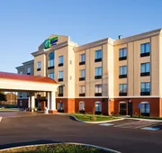 Holiday Inn Express & Suites Newport S by IHG hotel detail image 5