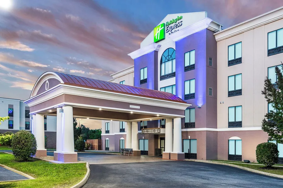 Holiday Inn Express & Suites Newport S by IHG hotel detail image 6