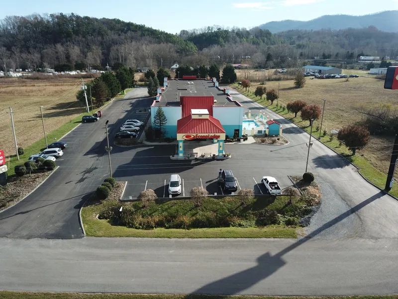 Econo Lodge Newport Smoky Mountains Gateway hotel detail image 2