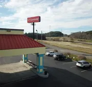 Econo Lodge Newport Smoky Mountains Gateway hotel detail image 3