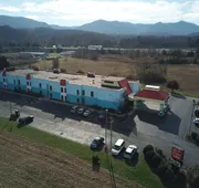 Econo Lodge Newport Smoky Mountains Gateway hotel detail image 4