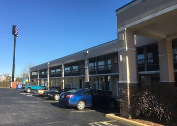 Knights Inn Newport hotel thumbnail 4