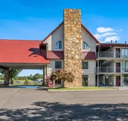 Red Roof Inn Dandridge hotel detail image 7