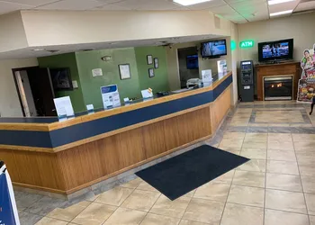 Quality Inn Newport hotel thumbnail 2