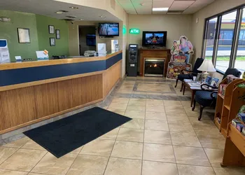 Quality Inn Newport hotel thumbnail 3