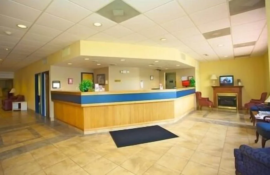 Quality Inn Newport hotel detail image 6