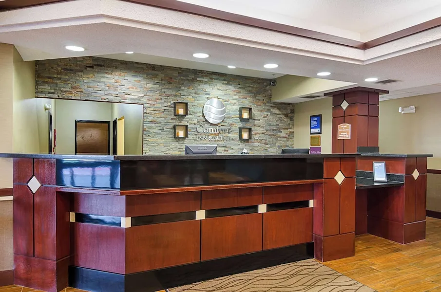 Comfort Inn & Suites Hutchinson hotel detail image 6