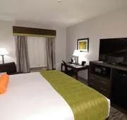 Garner Hotel Liberal North by IHG hotel detail image 5