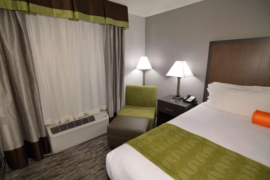 Garner Hotel Liberal North by IHG hotel detail image 6
