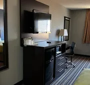 Colby Inn and Suites hotel detail image 5