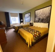 Super 8 by Wyndham Great Bend hotel detail image 7
