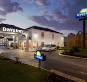 Days Inn by Wyndham Bainbridge hotel detail image 3