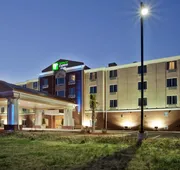 Holiday Inn Express and Suites Moultrie by IHG hotel detail image 3