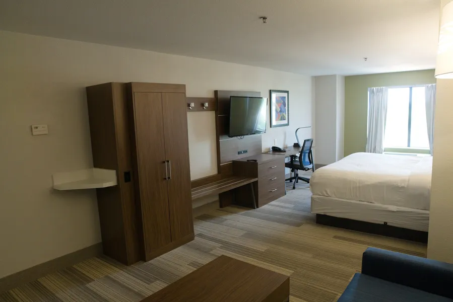 Holiday Inn Express & Suites Douglas by IHG hotel detail image 6