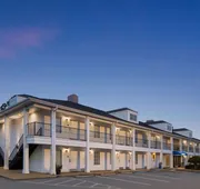 Days Inn by Wyndham Americus hotel detail image 4