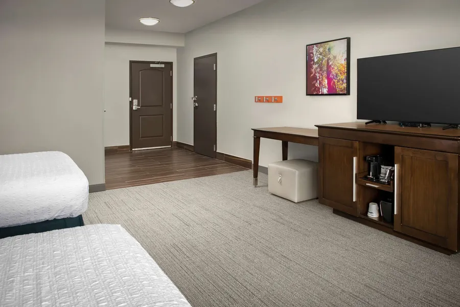 Hampton Inn & Suites Portland/Hillsboro-Evergreen Park hotel detail image 6