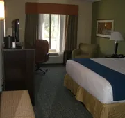 Holiday Inn Express & Suites Covington by IHG hotel detail image 7