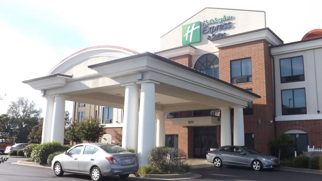 Holiday Inn Express Hotel & Suites Dyersburg by IHG hotel detail image 2