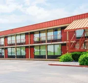 Econo Lodge Dyersburg I-155 hotel detail image 4