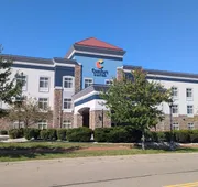 Comfort Suites Troy-I75 hotel detail image 3