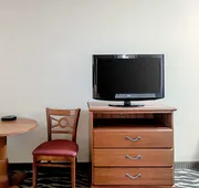 Quality Inn Huron hotel detail image 7