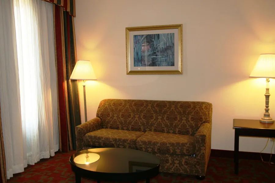 Hampton Inn Canton hotel detail image 6