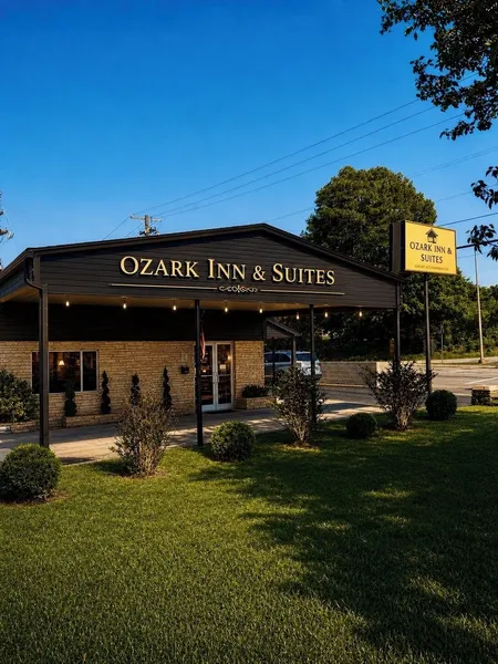 Ozark Inn & Suites hotel detail image 2