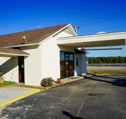 Sunset Inn Clarksville hotel detail image 5