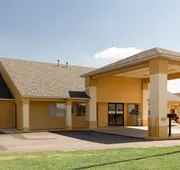 Econo Lodge Pryor hotel detail image 7