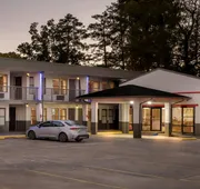 Super 8 by Wyndham Gadsden AL hotel detail image 4
