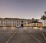 Super 8 by Wyndham Gadsden AL hotel detail image 5