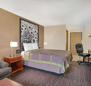 Super 8 by Wyndham Fort Madison hotel detail image 5