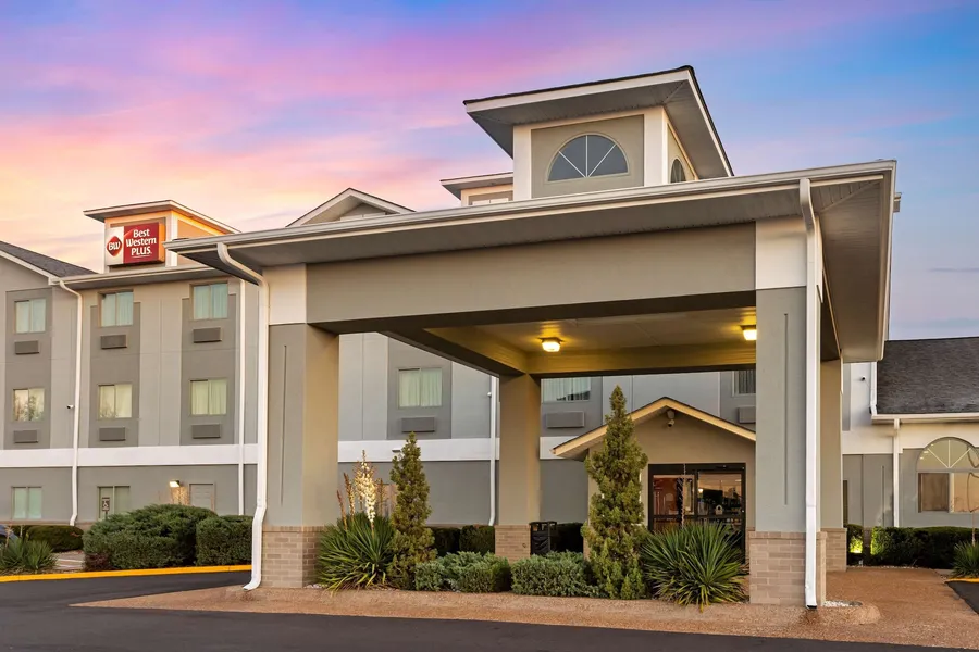Best Western Plus Searcy Inn hotel detail image 2