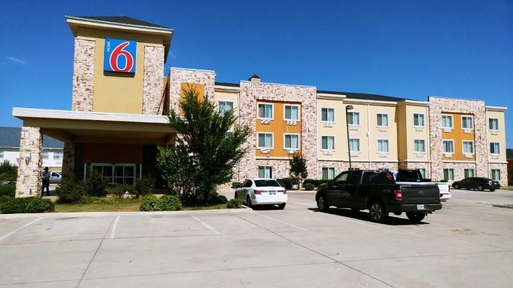 Motel 6 Mineral Wells, TX hotel detail image 2