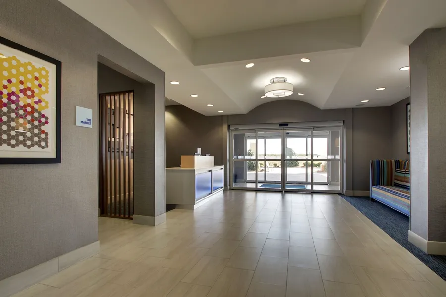 Holiday Inn Express Hotel & Suites Vernon College Area by IHG hotel detail image 6