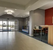 Holiday Inn Express Hotel & Suites Vernon College Area by IHG hotel detail image 7