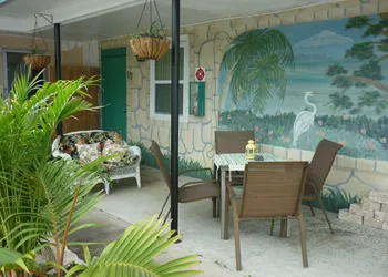 Palm Court Motel hotel thumbnail 6
