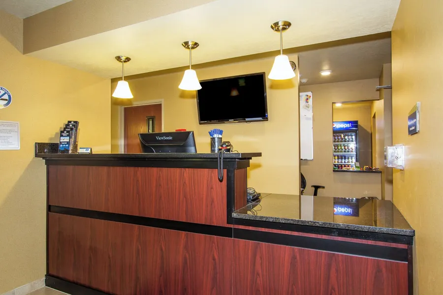 Cobblestone Inn & Suites - Corry hotel detail image 2