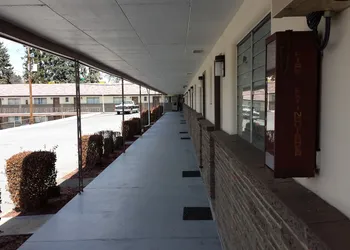 Budget Host Midway Inn hotel thumbnail 4