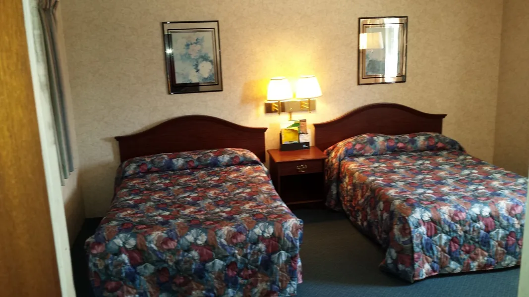 Budget Host Midway Inn hotel detail image 6