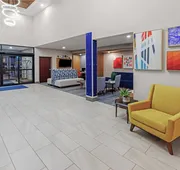 Holiday Inn Express and Suites Henderson by IHG hotel detail image 7