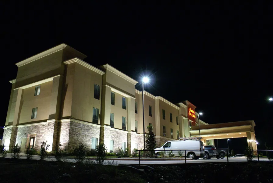 Hampton Inn & Suites Center hotel detail image 2