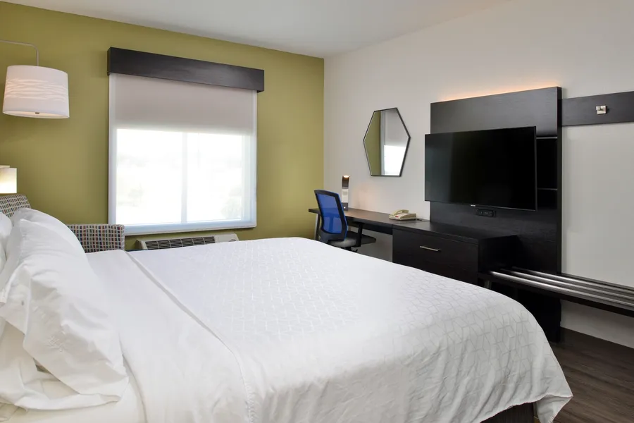 Holiday Inn Express & Suites Carthage by IHG hotel detail image 6