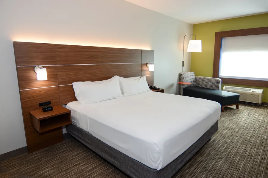 Holiday Inn Express & Suites New Boston by IHG hotel detail image 6
