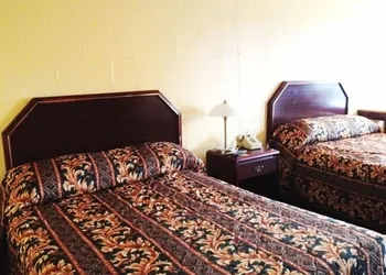 Holiday Motel Hugo, OK hotel thumbnail 8