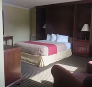 Travelodge by Wyndham Stratton hotel detail image 4