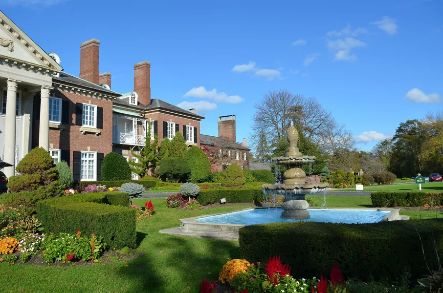 The Mansion at Glen Cove hotel detail image 2