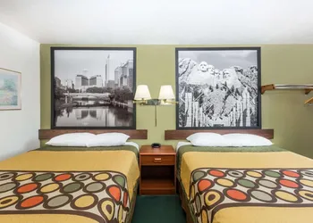 Ainsworth Inn hotel thumbnail 6